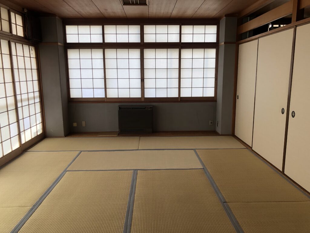 服部西会館でお葬式